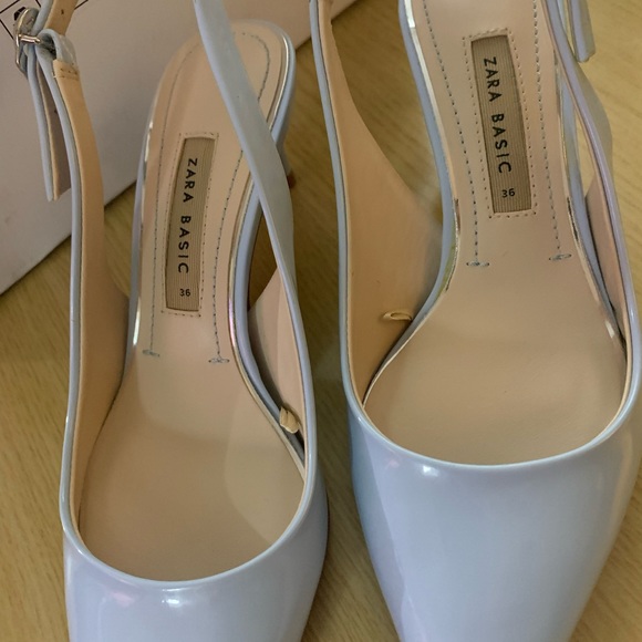 Light blue pointy sandals - Picture 3 of 4